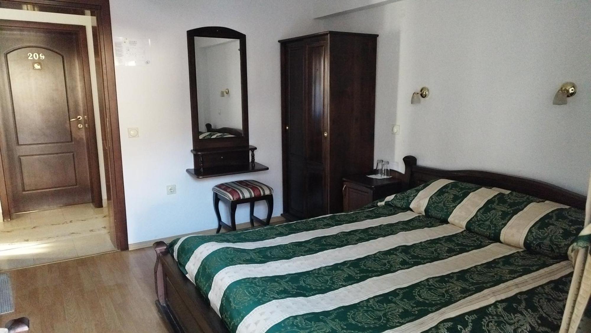 Hotel Bolyarka Мелник Номер фото